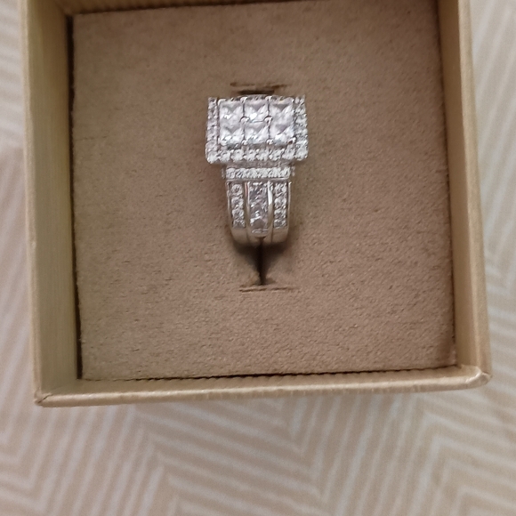 Sterling Silver sg925 ring - Picture 3 of 3